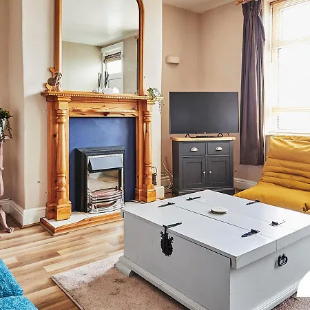 Luke Stays - Green End Avenue Apartman *